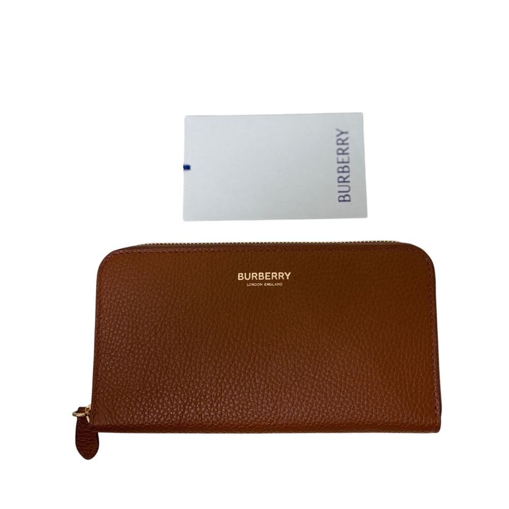 Burberry Leather logo Zip Wallet in Brown New